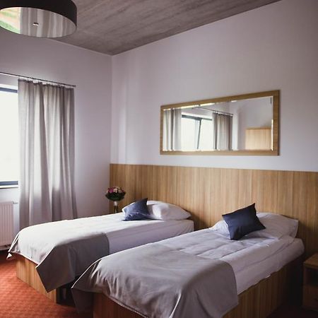 Hotel Turkovia Turek Bagian luar foto