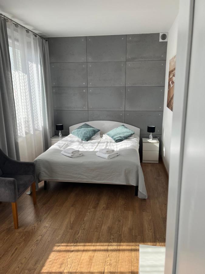Hotel Turkovia Turek Bagian luar foto